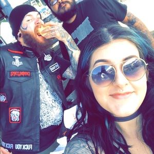 Meet your Posher, Elyssa